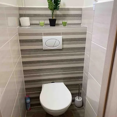 Aranyudvar Apartment *