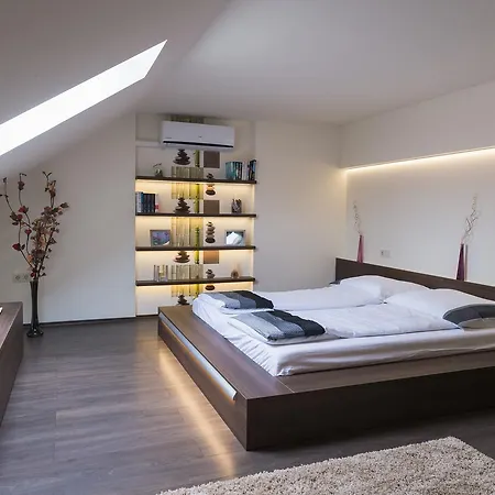 Aranyudvar Apartment